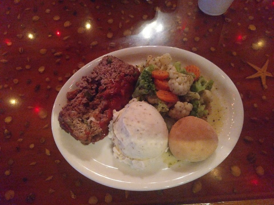 Meatloaf N Mashed Taters